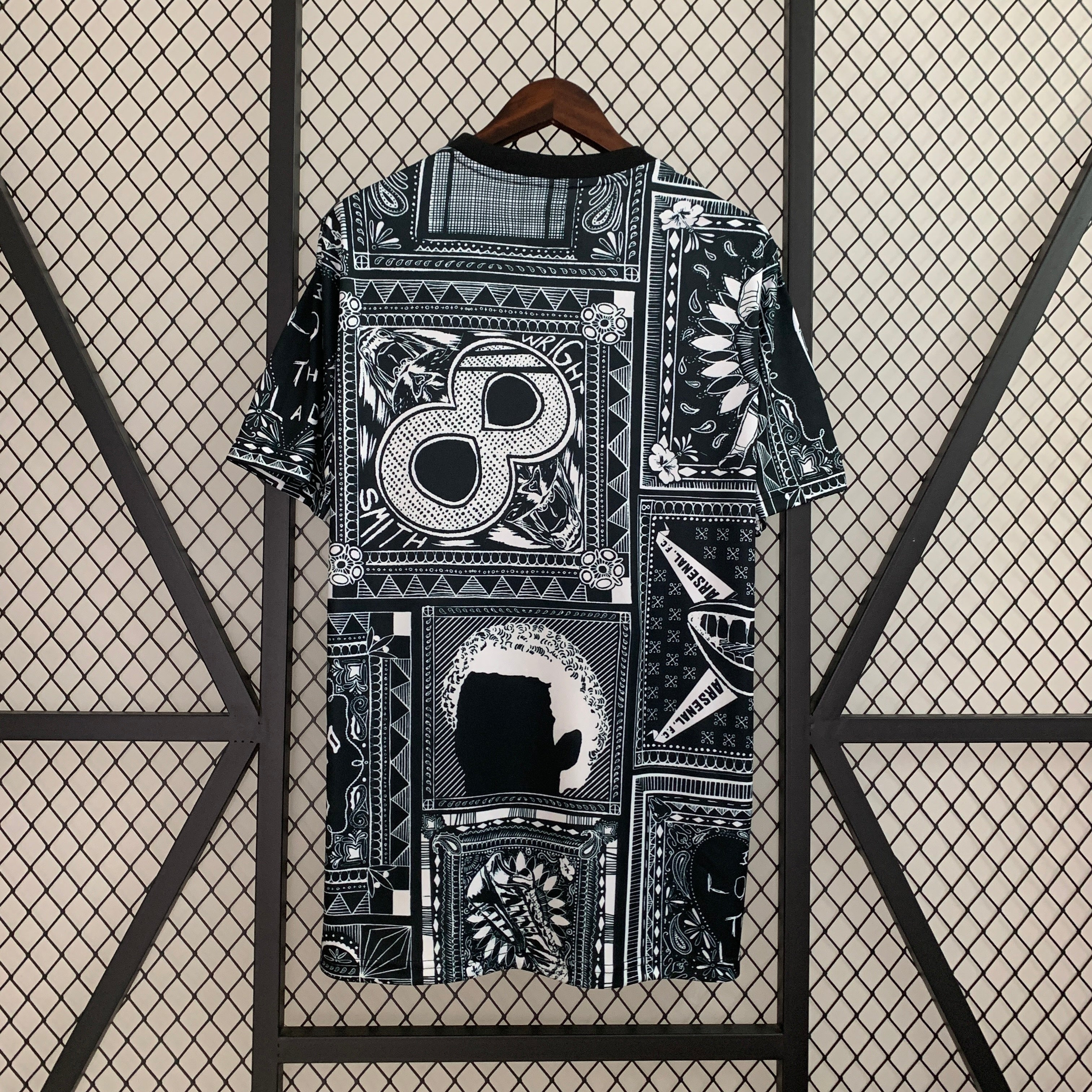 🔴 Arsenal Collage Jersey (Black Edition)