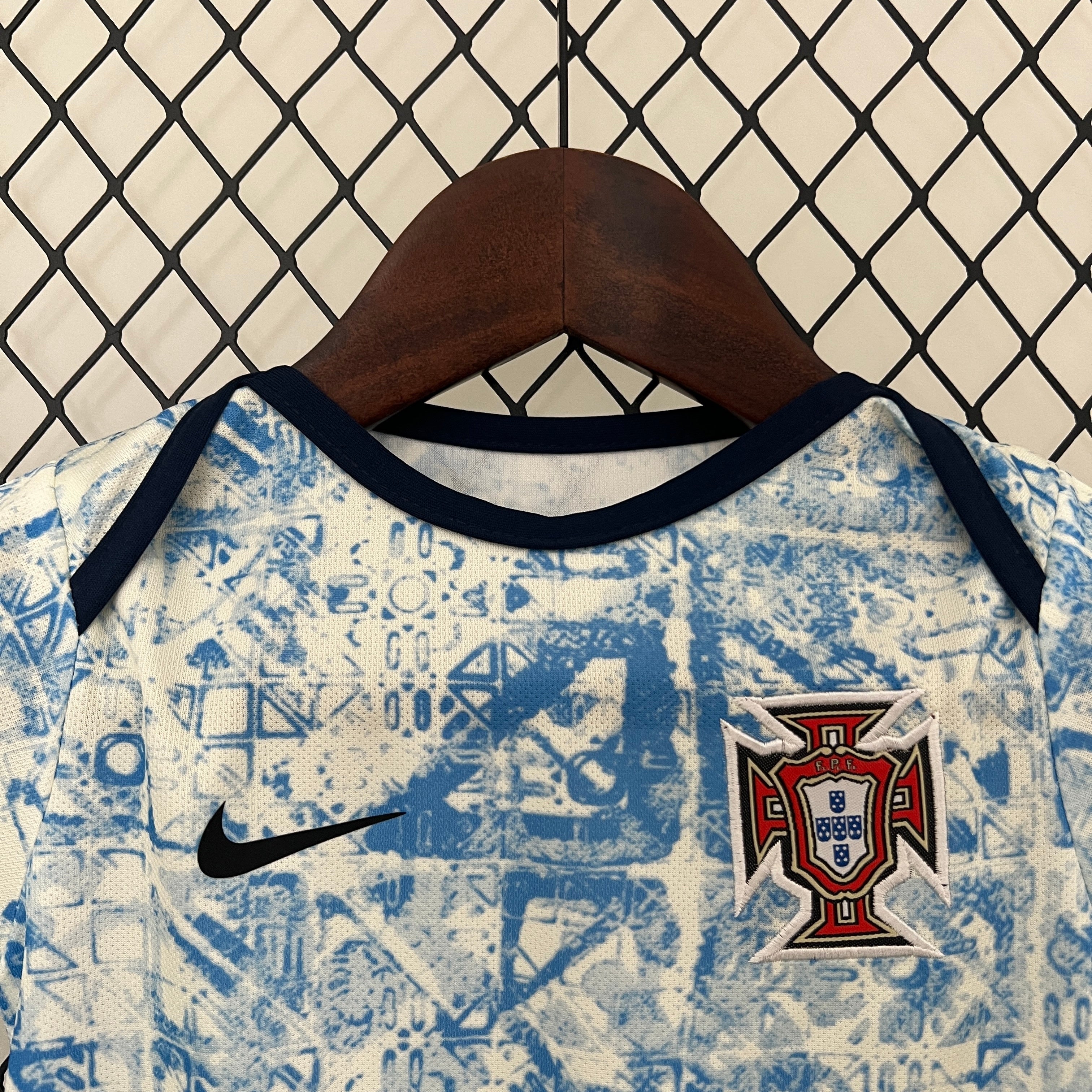 🇵🇹 Portugal Baby Retro Bodysuit (Blue Pattern)